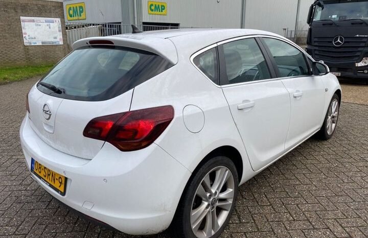 Opel Astra 1.4 Turbo Sport-Essence 88 kW full