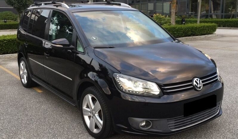 Volkswagen Touran 1.6 TDI Carat DSG7 7 places. full