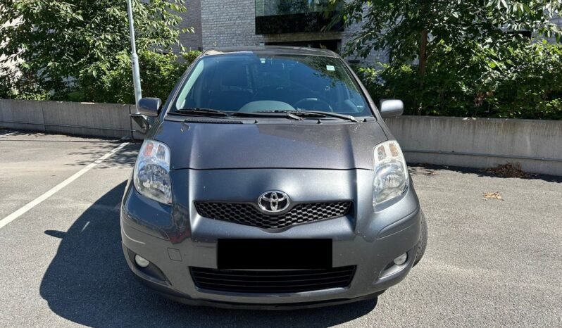 Toyota Yaris 1,3-101 CH  full