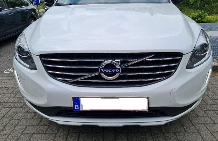 Volvo XC60 2.0 D3 Dynamic Edition full